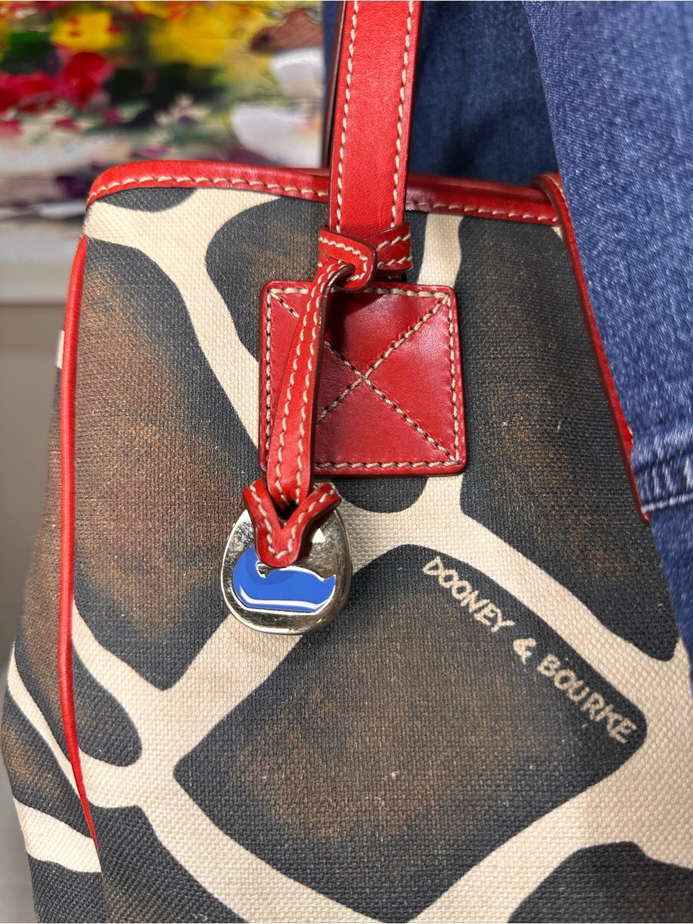 Dooney & Bourke Red-Trim Giraffe Print Canvas Tote Vintage - Picture 3 of 16